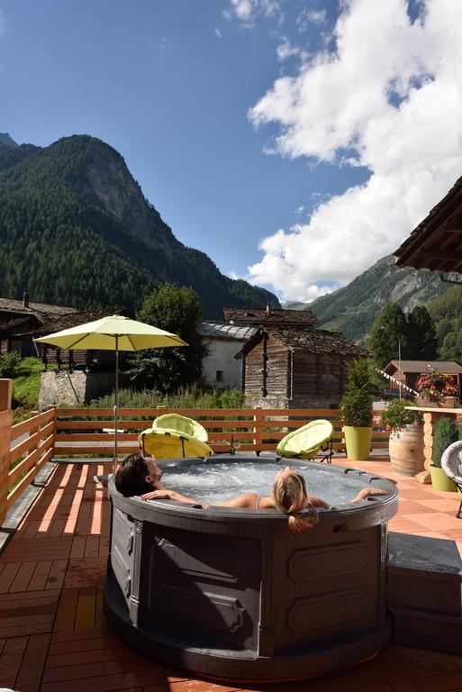 Hotel Les Melezes Hauderes Exterior photo
